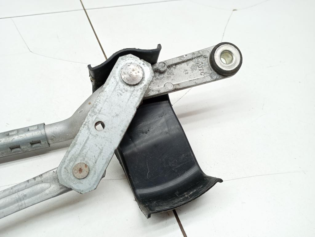 Трапеция дворников, 2500 рублей, Пермь