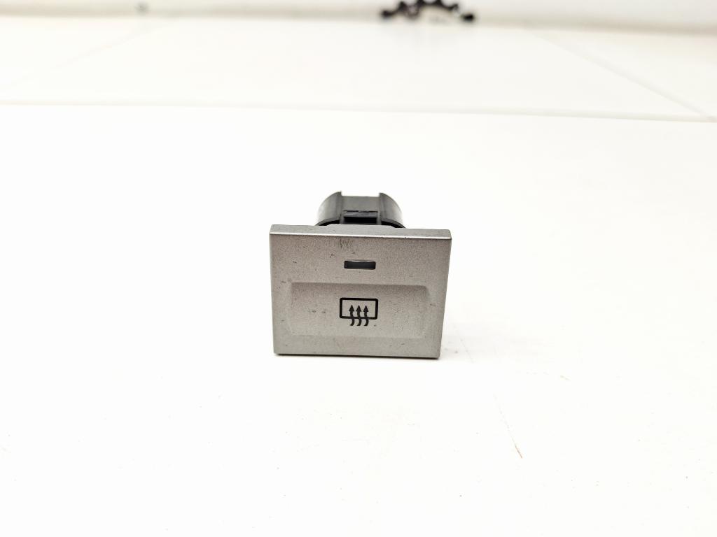 Кнопка обогрева заднего стекла, 500 рублей, Пермь