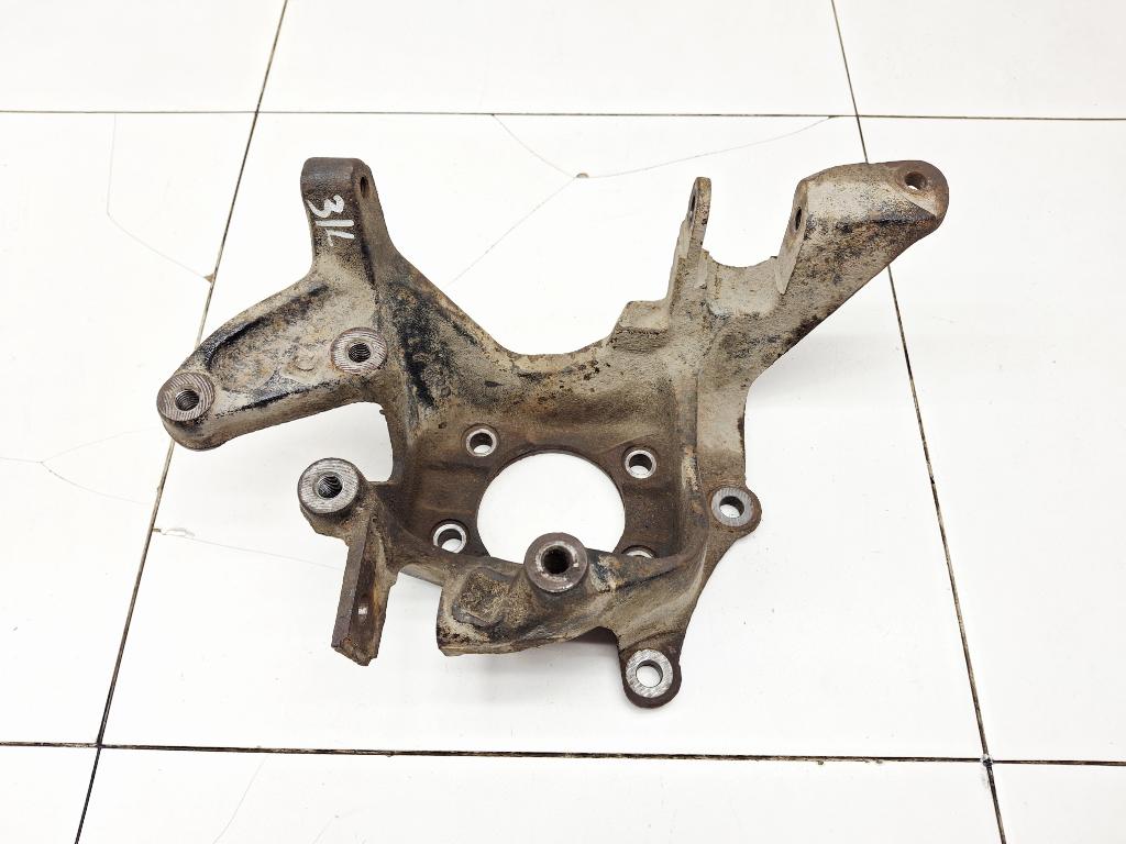 Кулак поворотный задний левый, 2500 рублей, Пермь