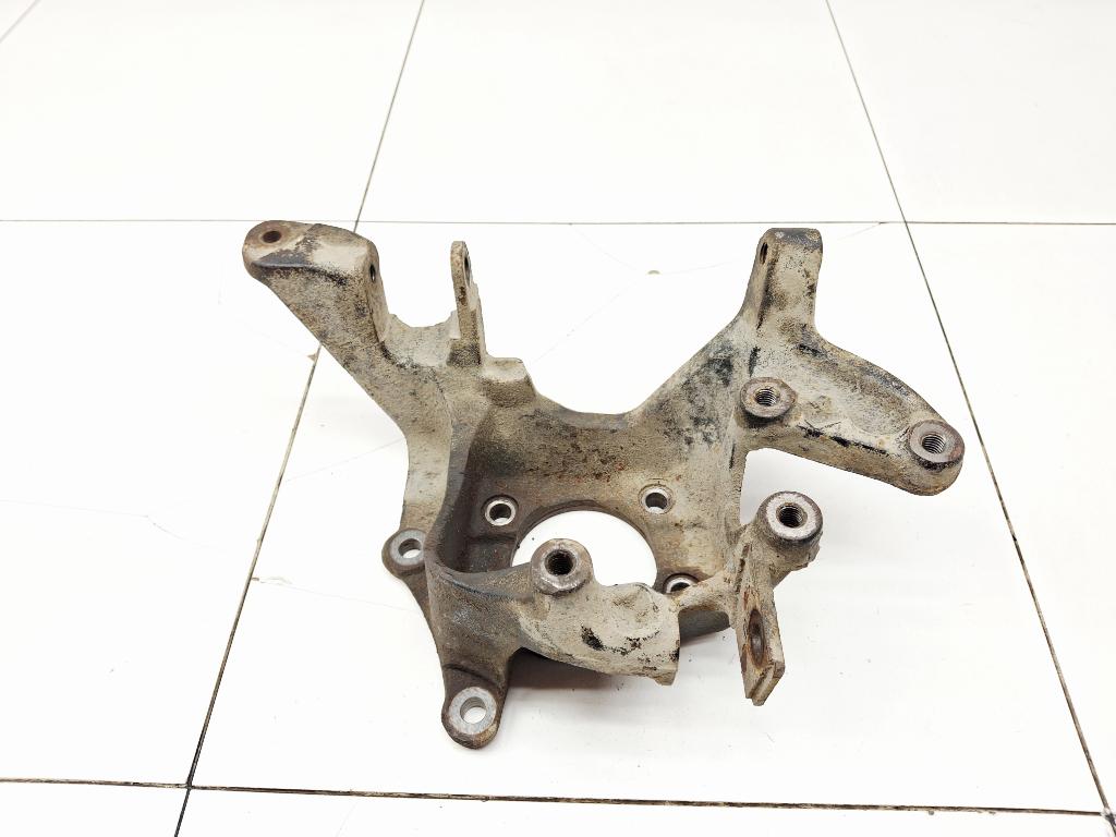 Кулак поворотный задний правый, 2500 рублей, Пермь