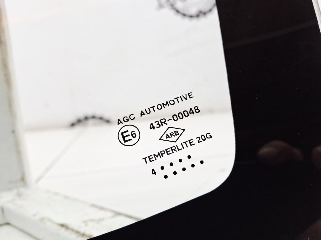 Стекло кузовное глухое правое, 3000 рублей, Пермь