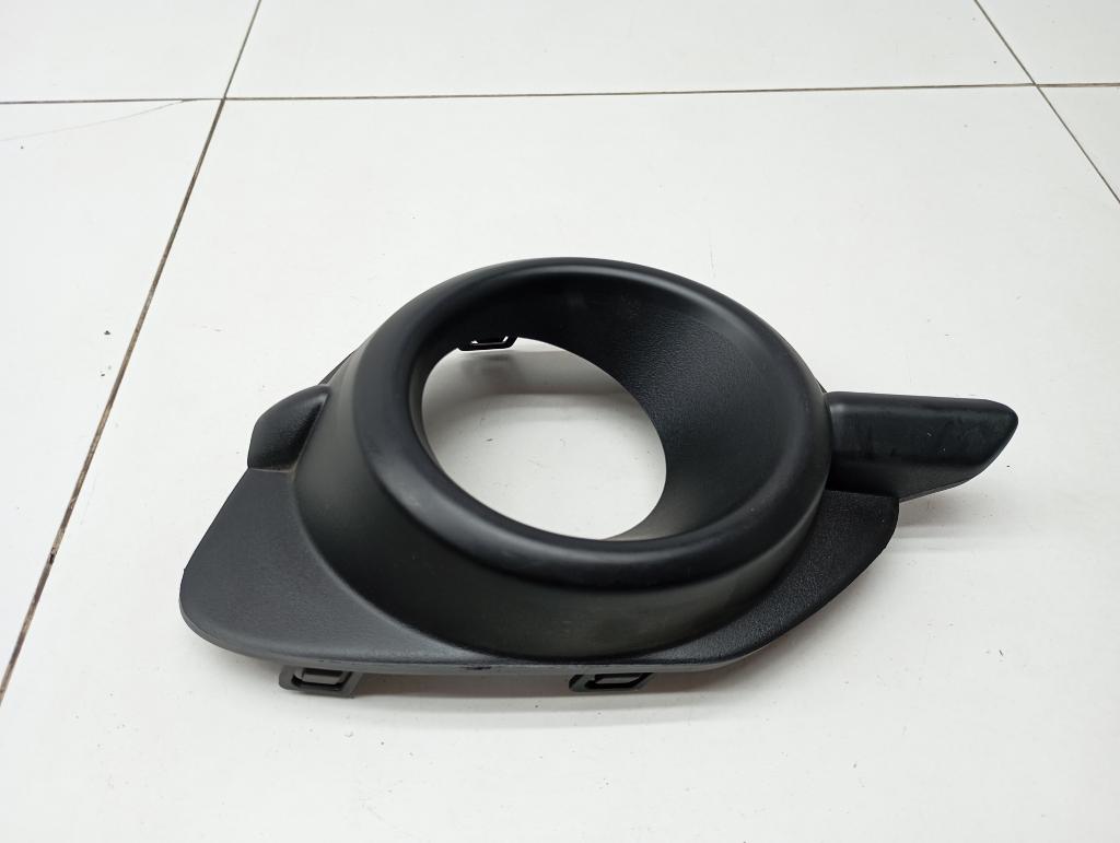 Рамка противотуманой фары левой, 1000 рублей, Пермь