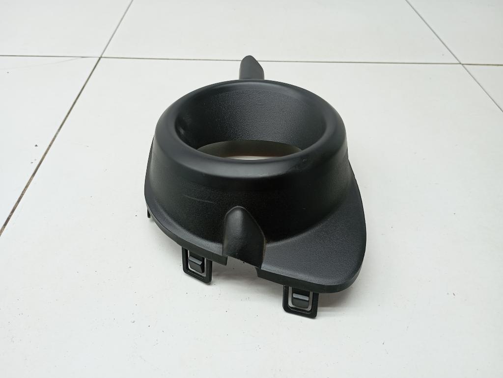 Рамка противотуманой фары левой, 1000 рублей, Пермь