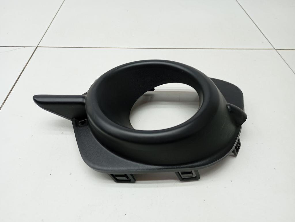 Рамка противотуманой фары левой, 1000 рублей, Пермь