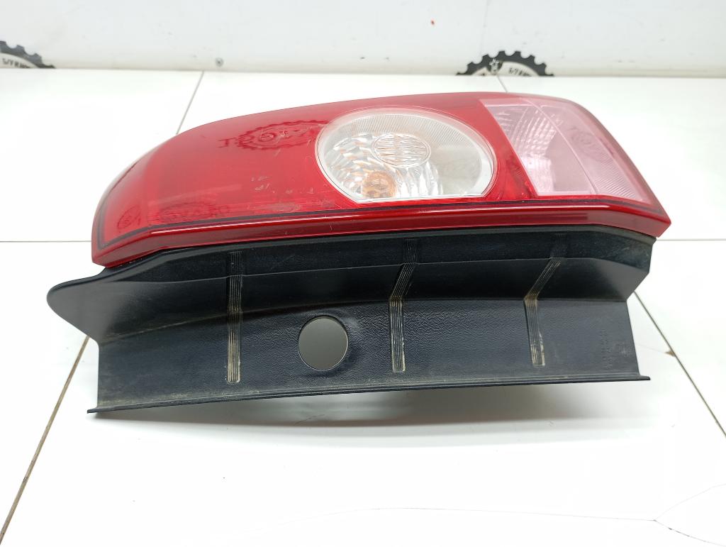 Фонарь задний правый, 4000 рублей, Пермь