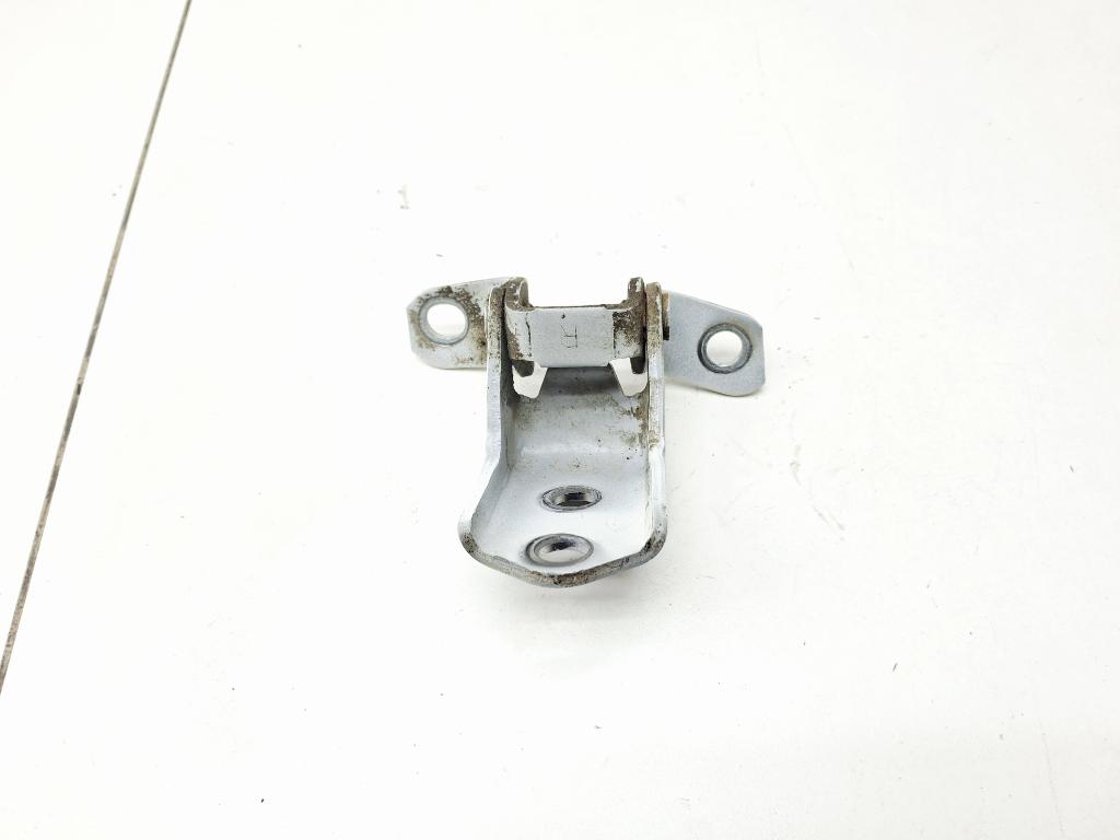 Петля двери передней левой нижняя, 1000 рублей, Пермь