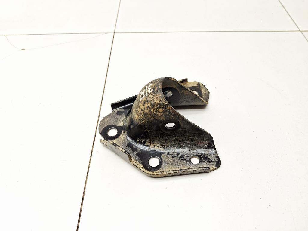 Кронштейн задней правой тяги, 500 рублей, Пермь