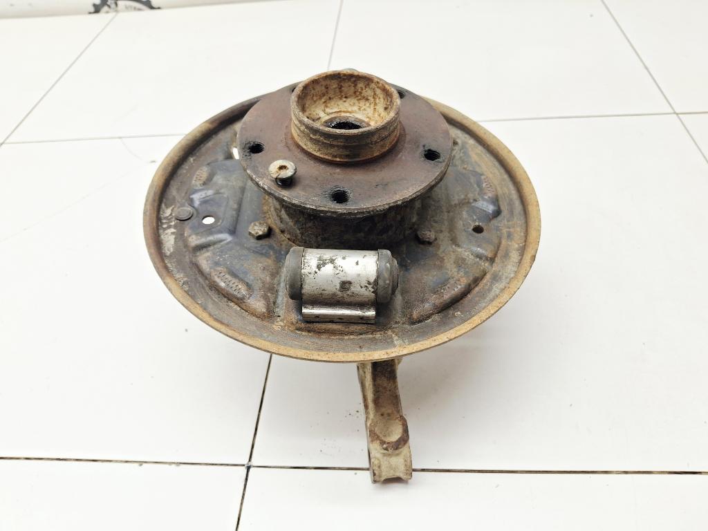 Кулак поворотный задний правый, 4000 рублей, Пермь