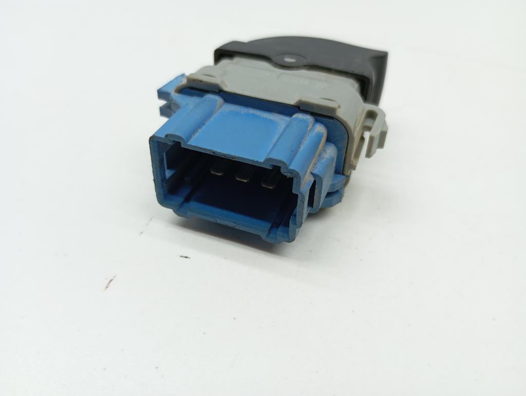 Кнопка стеклоподъемника, 500 рублей, Пермь