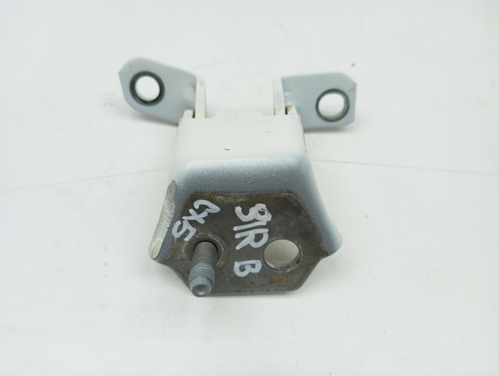 Петля двери задней правой верхняя, 1500 рублей, Пермь