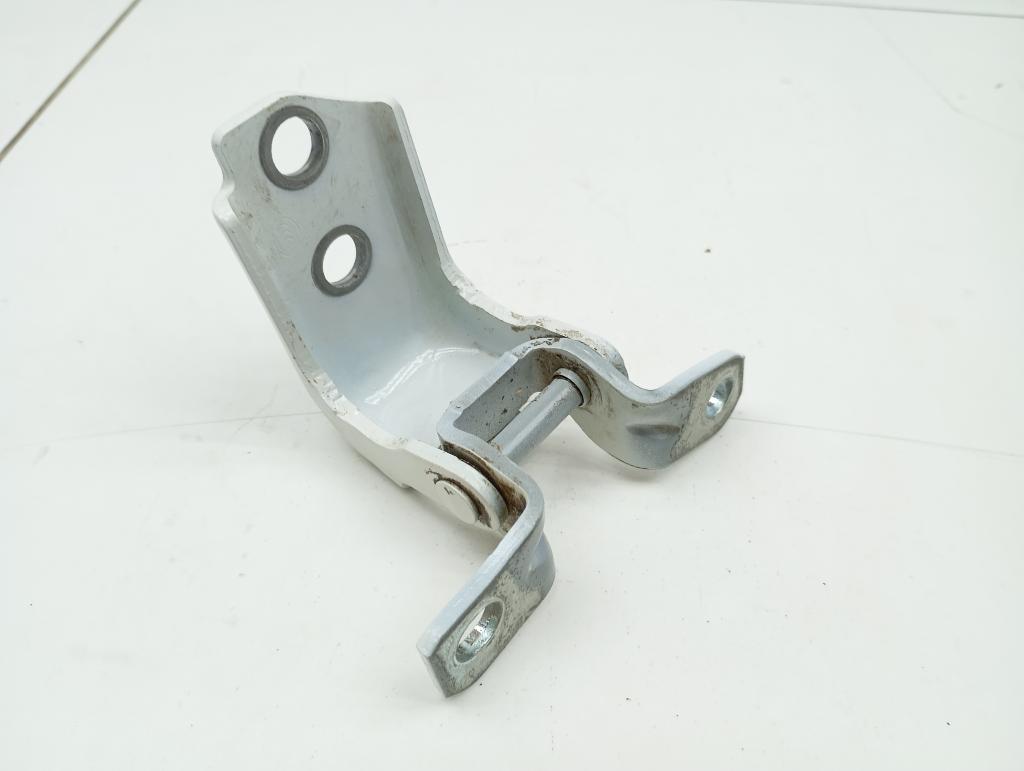 Петля двери задней правой нижняя, 1500 рублей, Пермь