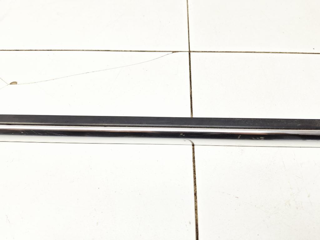 Накладка стекла заднего правого, 500 рублей, Пермь