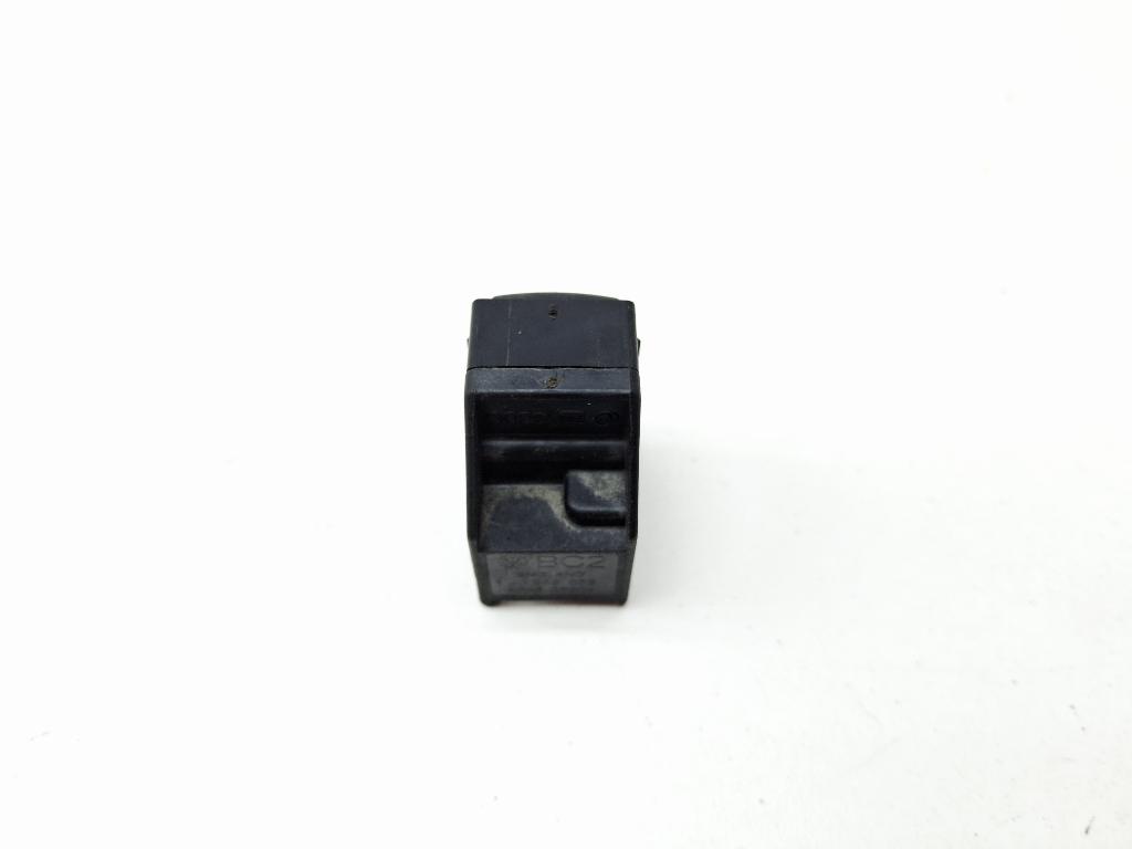 Кнопка стеклоподъемника, 500 рублей, Пермь