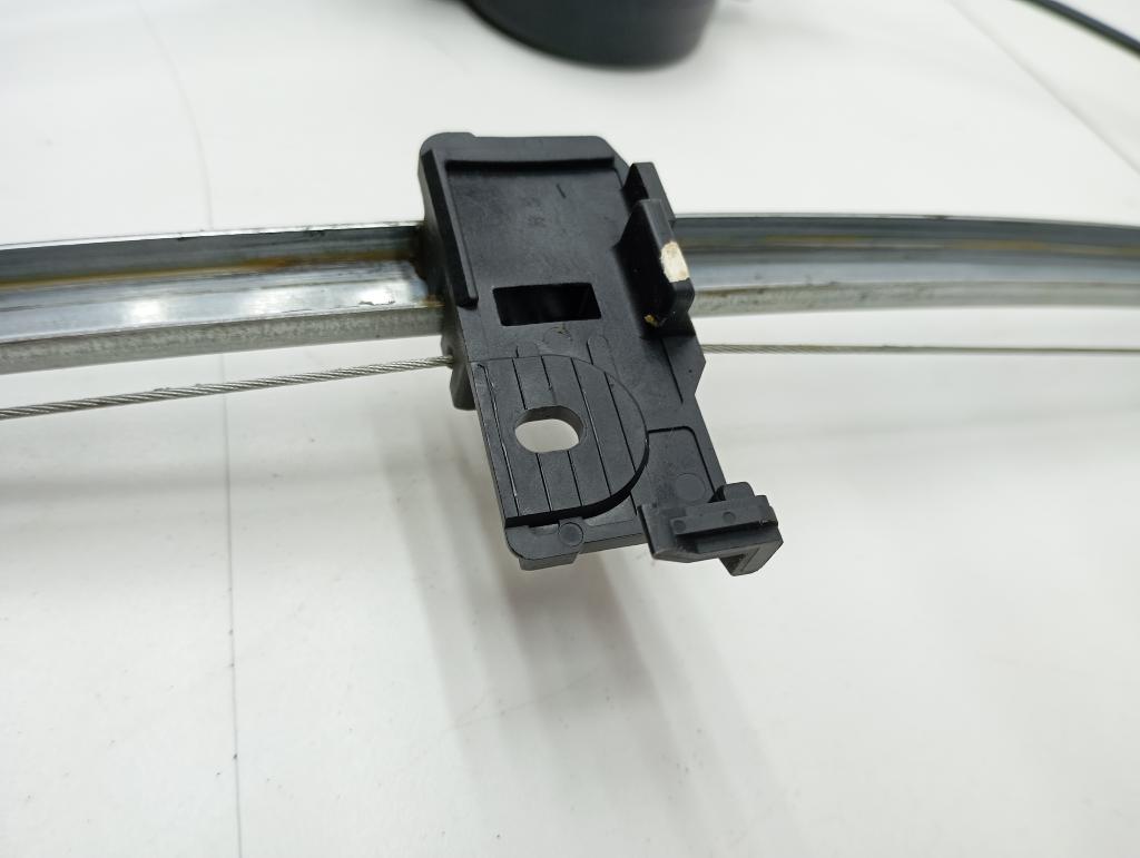 Стеклоподъемник задний правый, 1000 рублей, Пермь