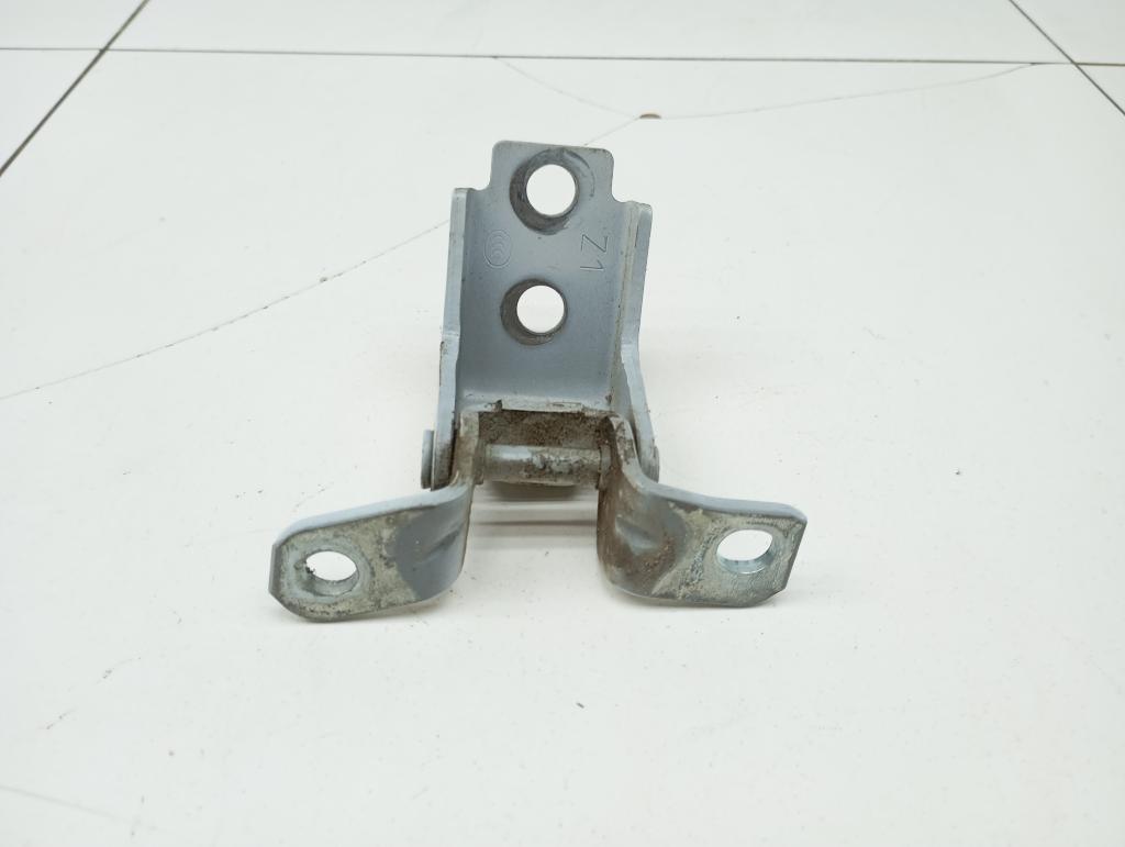 Петля двери передней правой верхняя, 1000 рублей, Пермь