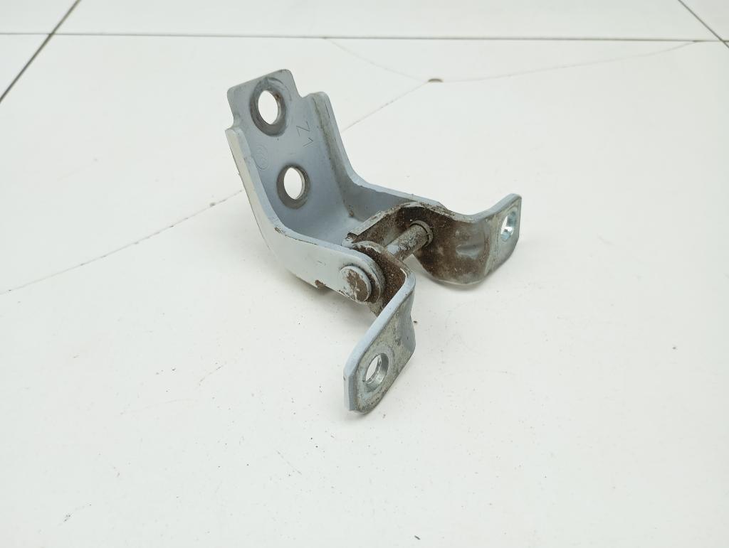 Петля двери передней правой верхняя, 1000 рублей, Пермь