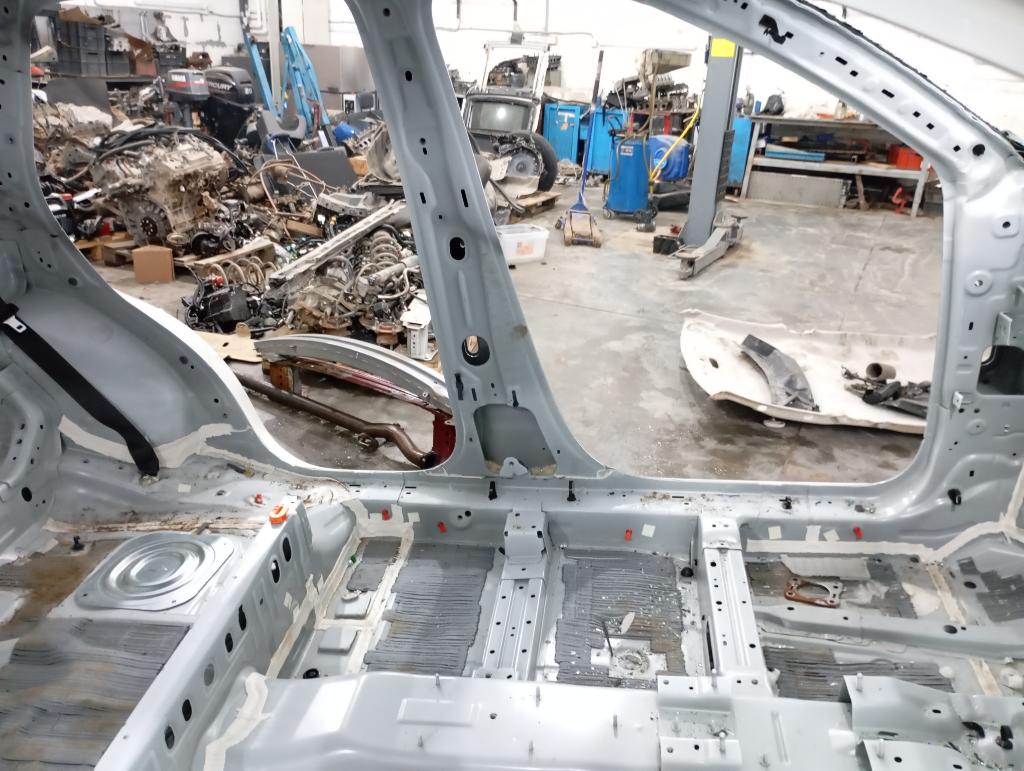 Порог со стойкой левый, 70000 рублей, Пермь