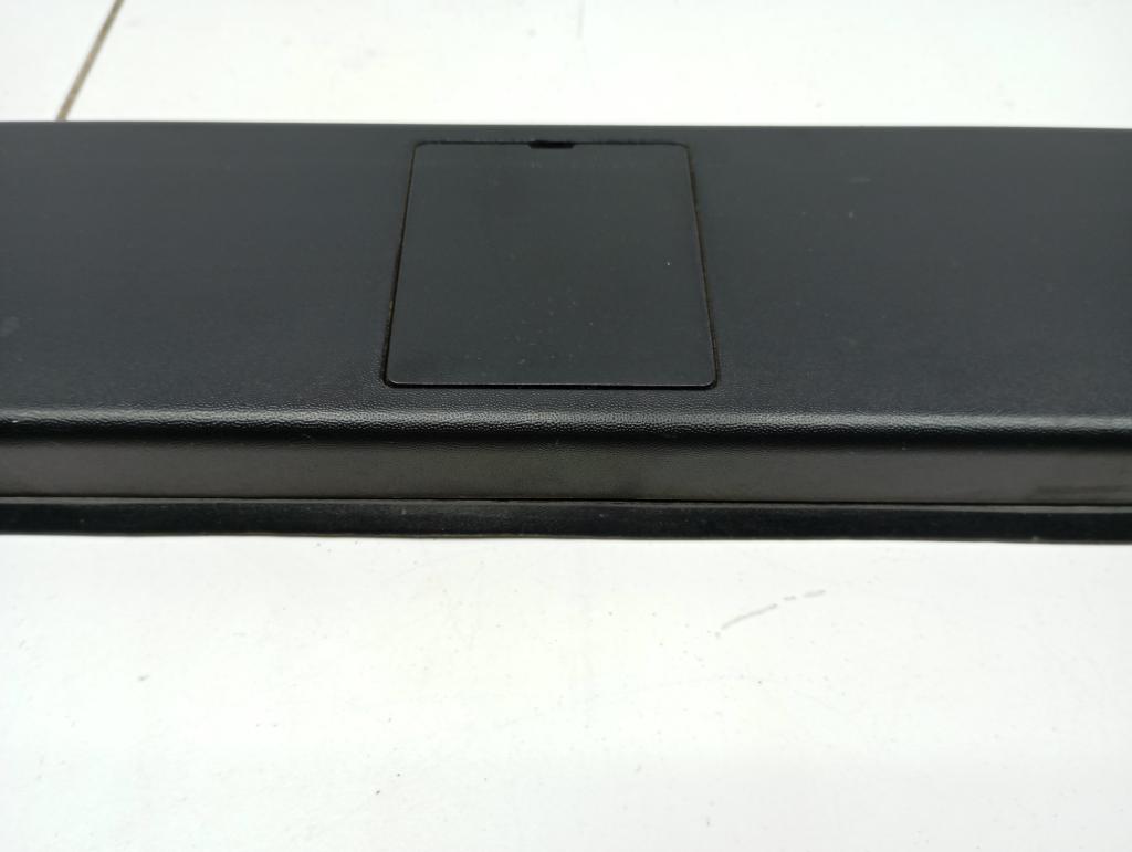 Накладка крепления рейлинга средняя левая, 1500 рублей, Пермь