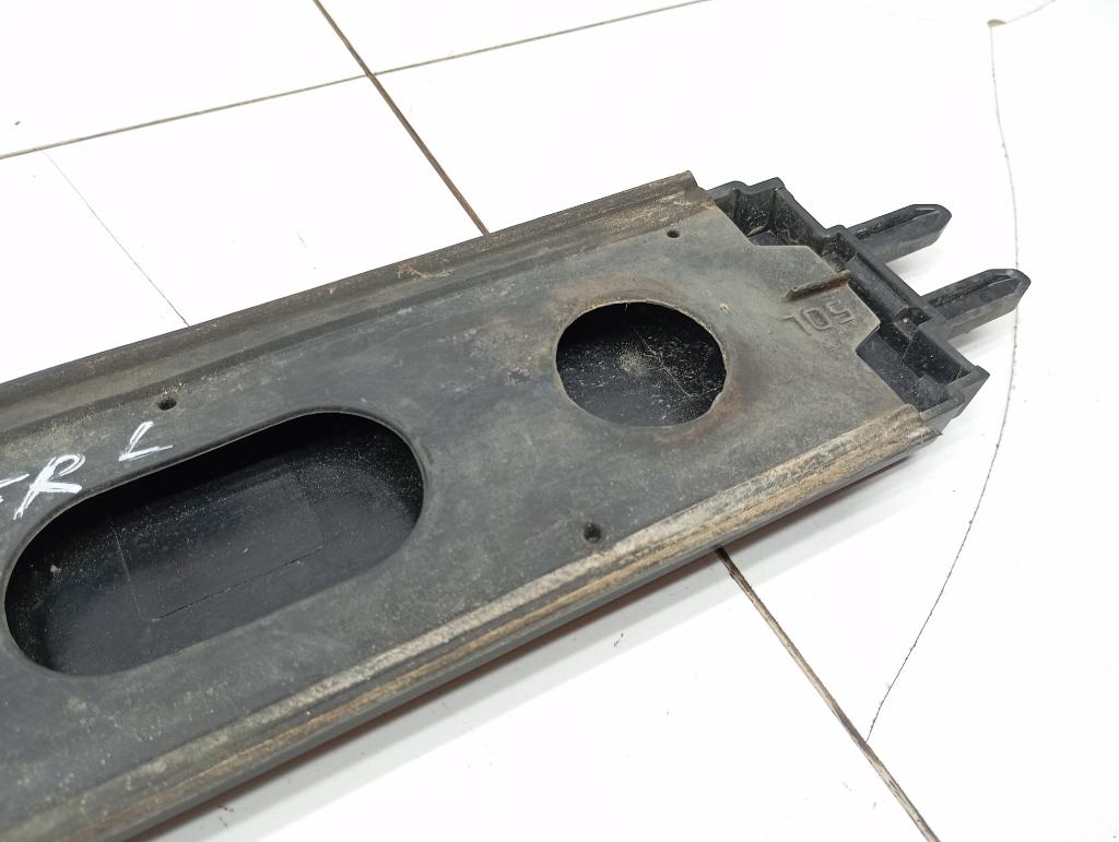 Накладка крепления рейлинга средняя левая, 1500 рублей, Пермь