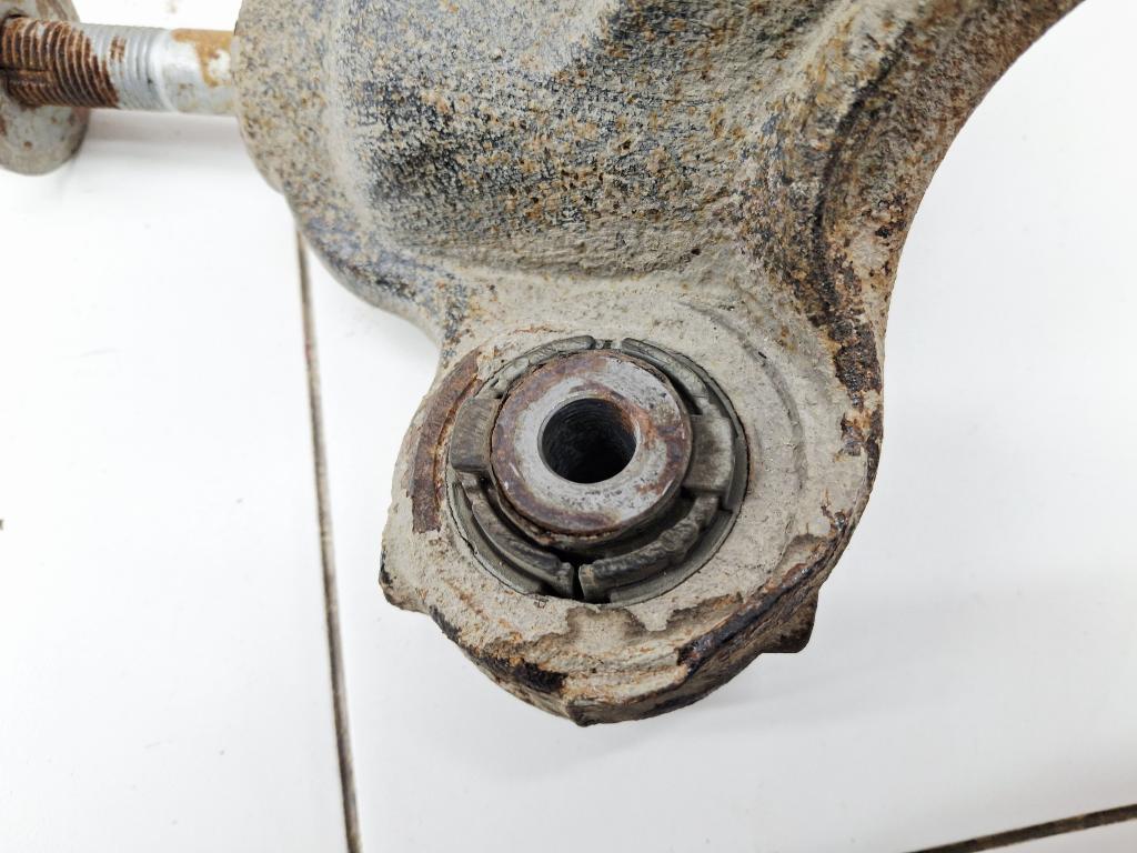 Кулак поворотный задний левый, 3500 рублей, Пермь