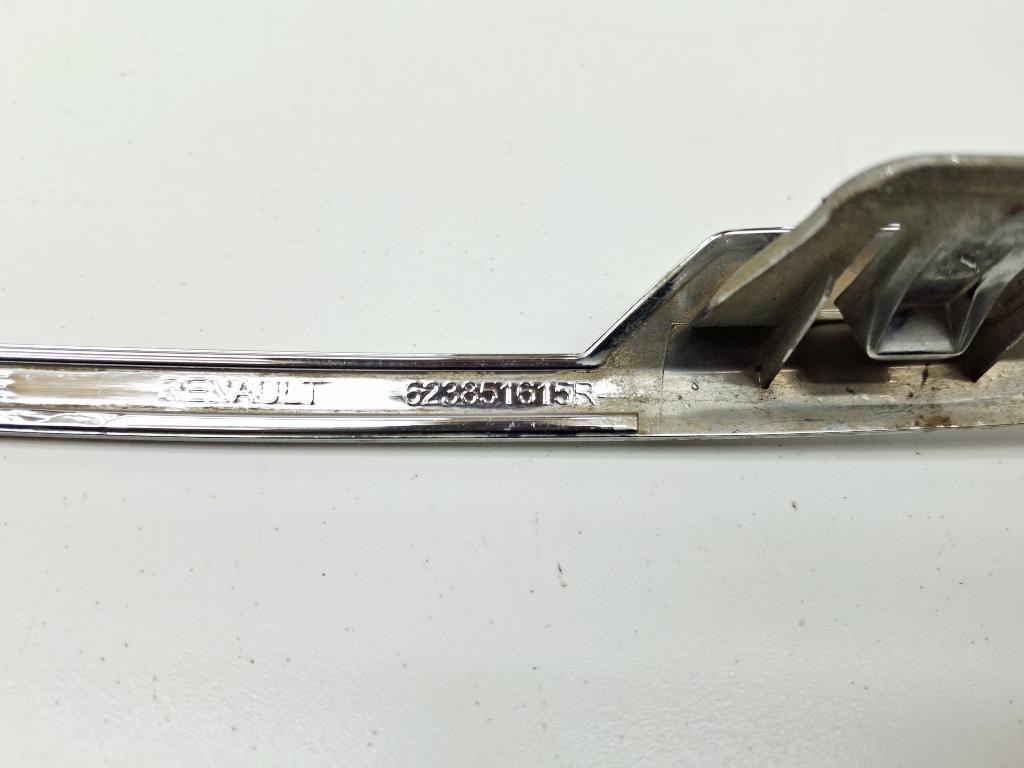 Молдинг решетки радиатора, 1000 рублей, Пермь