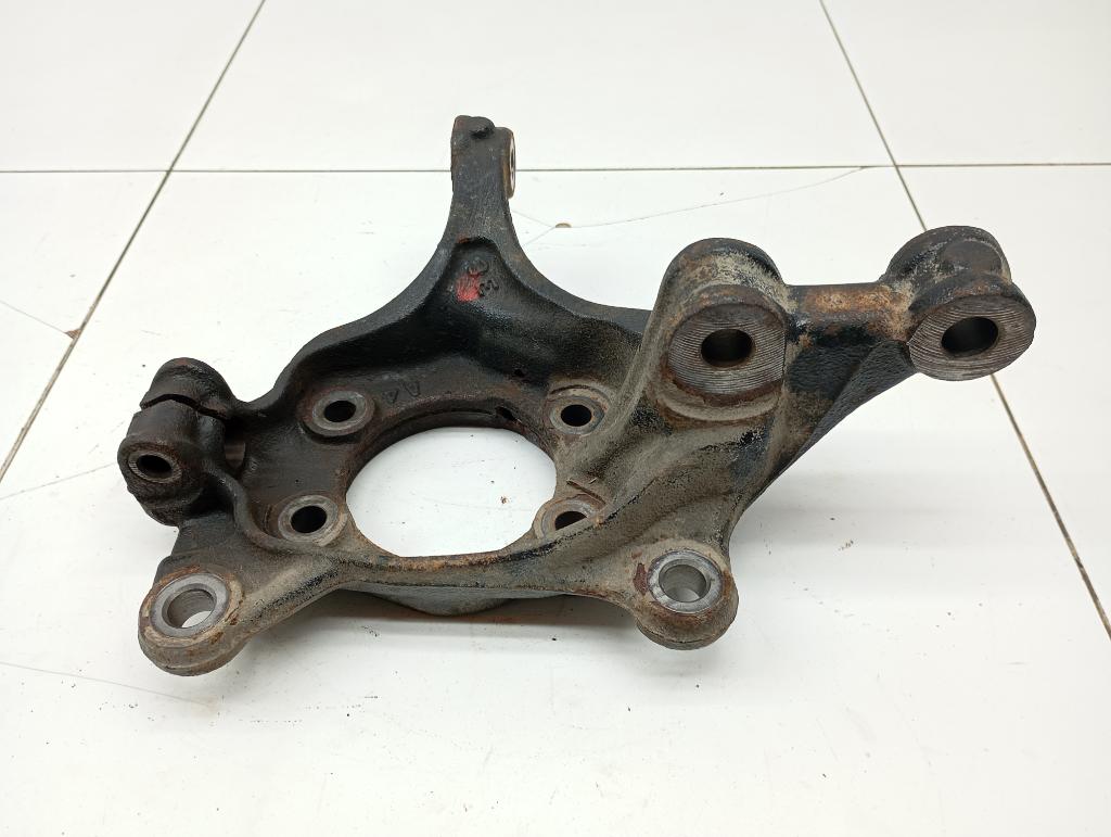 Кулак поворотный передний левый, 9000 рублей, Пермь