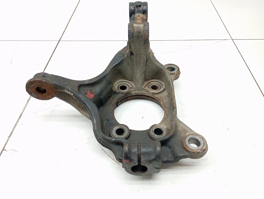 Кулак поворотный передний левый, 9000 рублей, Пермь