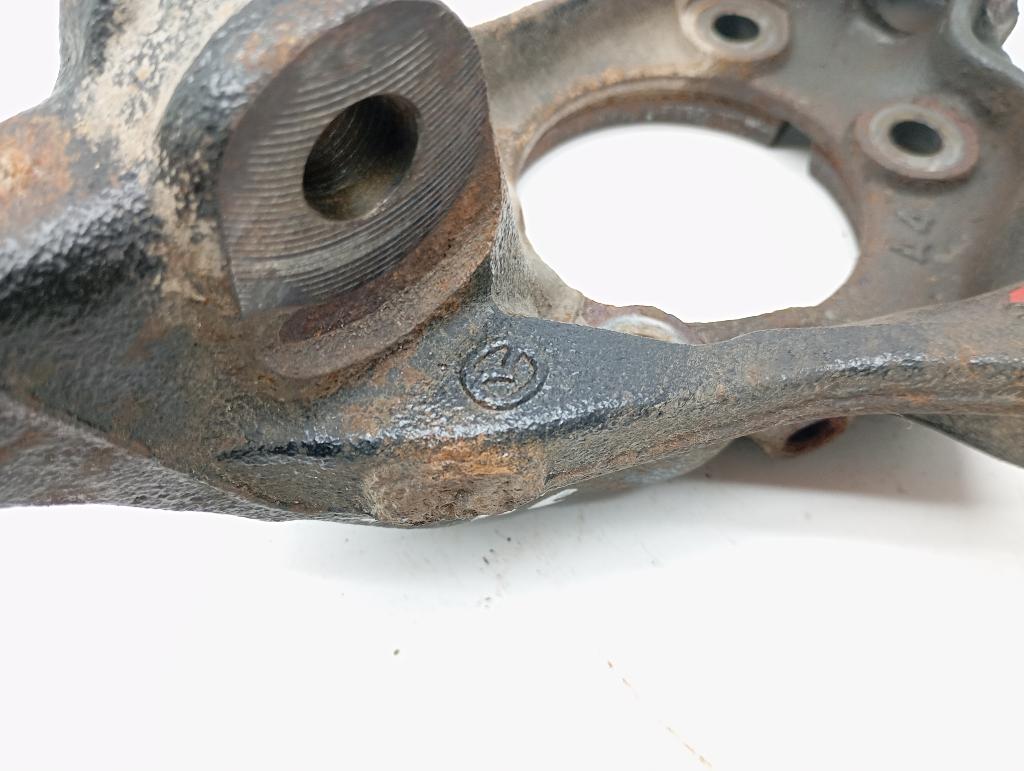 Кулак поворотный передний левый, 9000 рублей, Пермь