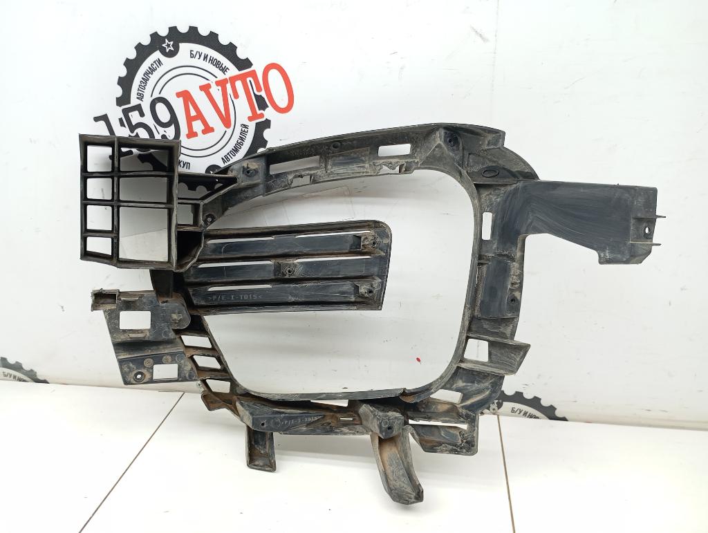 Кронштейн фары противотуманной правой, 4000 рублей, Пермь