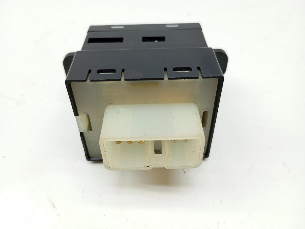 Кнопка обогрева сидений, 2500 рублей, Пермь