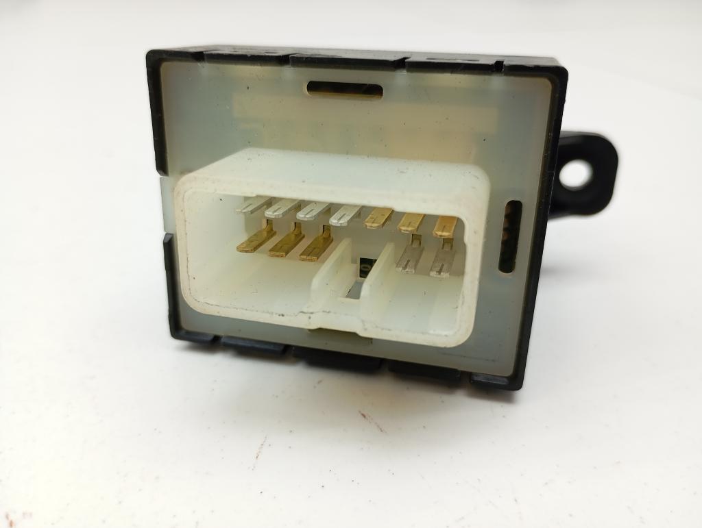 Кнопка обогрева сидений, 2500 рублей, Пермь