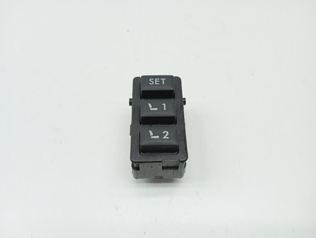 Кнопка многофункциональная, 1000 рублей, Пермь