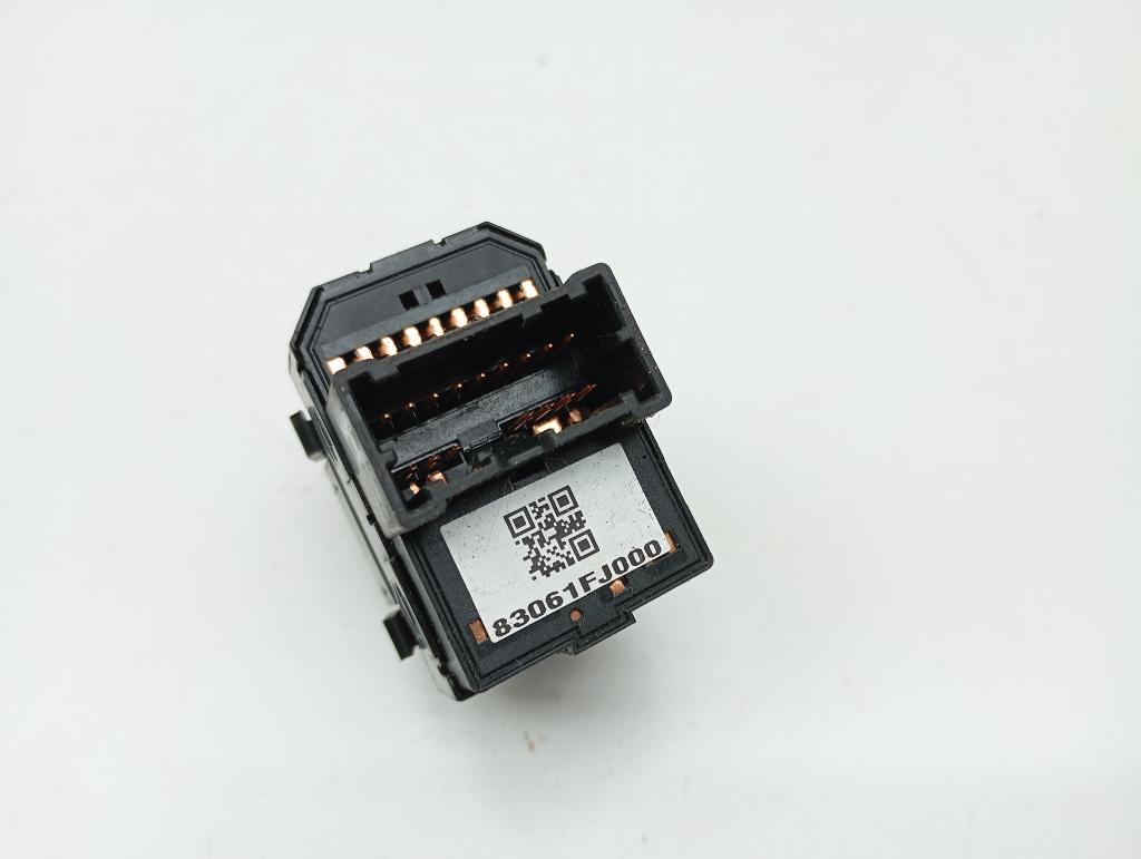 Переключатель регулировки зеркала, 1000 рублей, Пермь