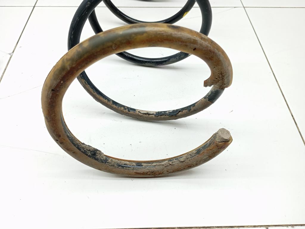 Пружина передняя, 2000 рублей, Пермь