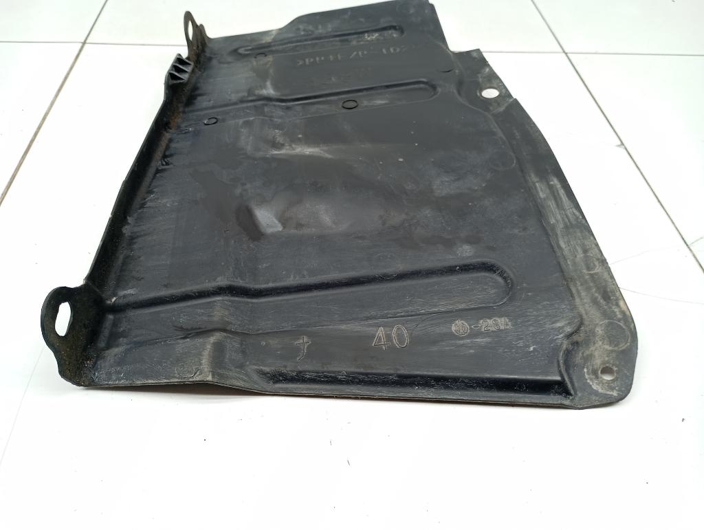 Пыльник двигателя боковой правый, 1000 рублей, Пермь