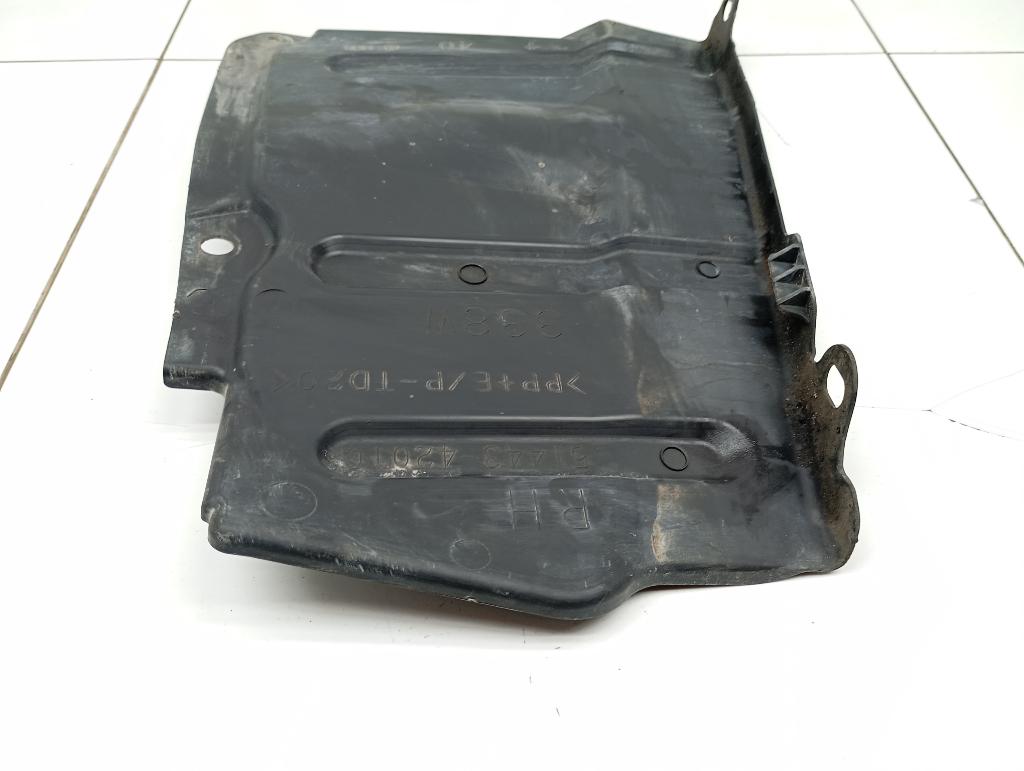 Пыльник двигателя боковой правый, 1000 рублей, Пермь