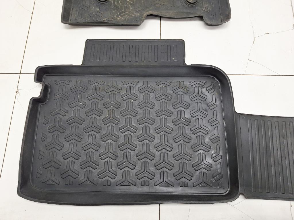Комплект ковриков салона, 1500 рублей, Пермь