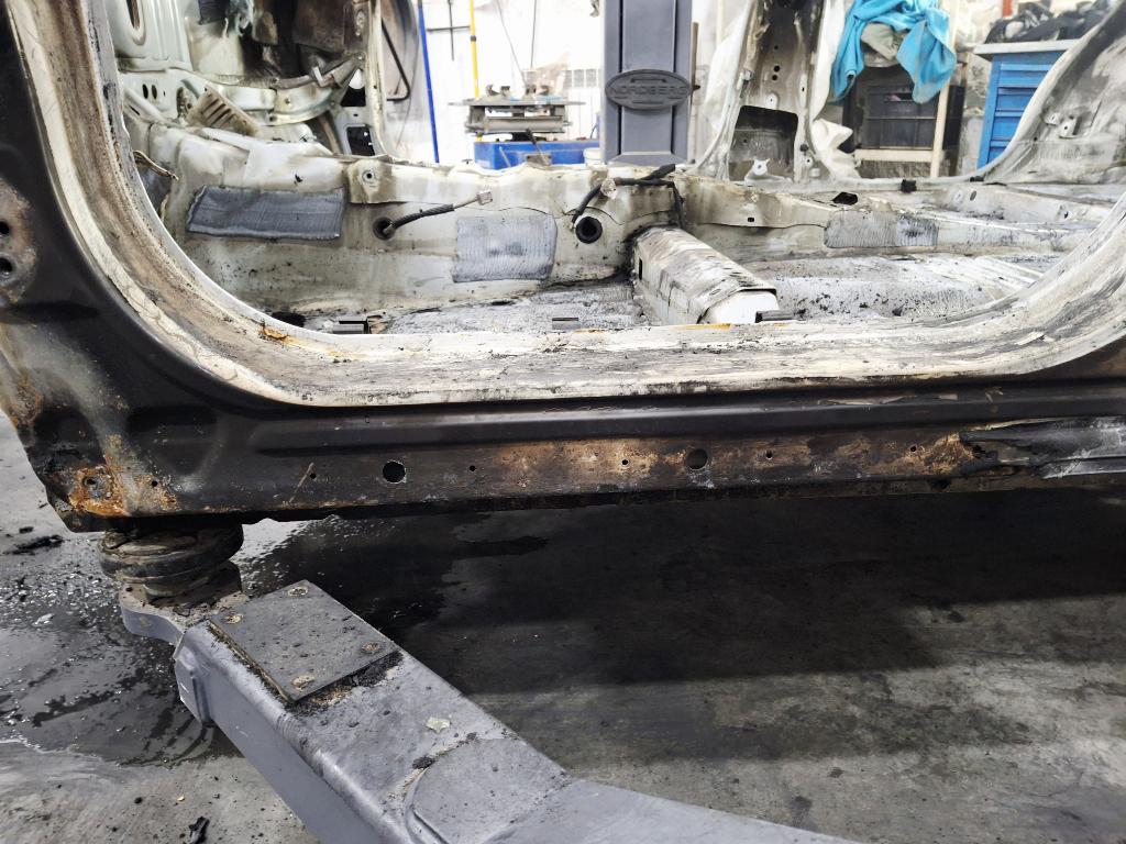 Порог со стойкой левый, 50000 рублей, Пермь