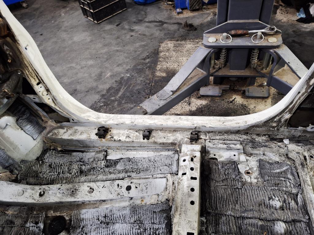 Порог со стойкой правый, 50000 рублей, Пермь