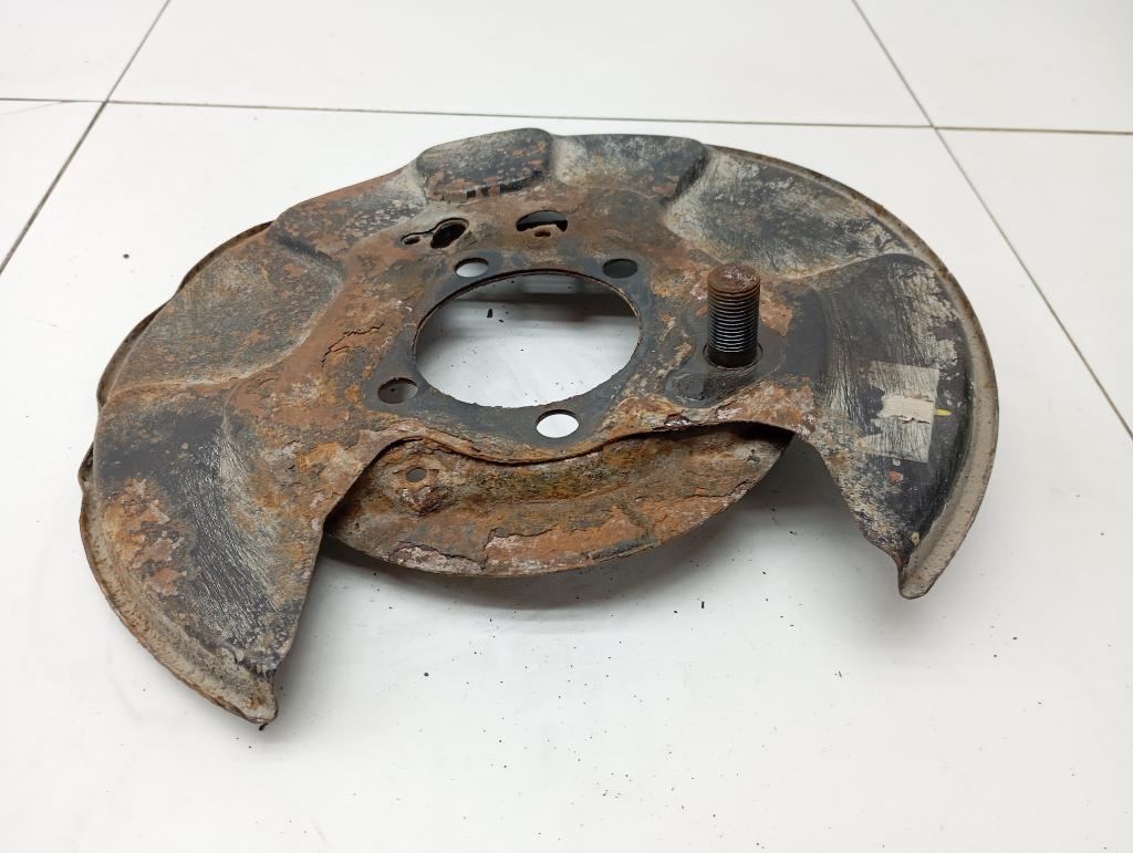 Щит опорный задний правый, 2000 рублей, Пермь