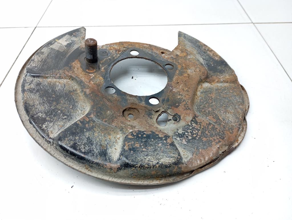 Щит опорный задний правый, 2000 рублей, Пермь