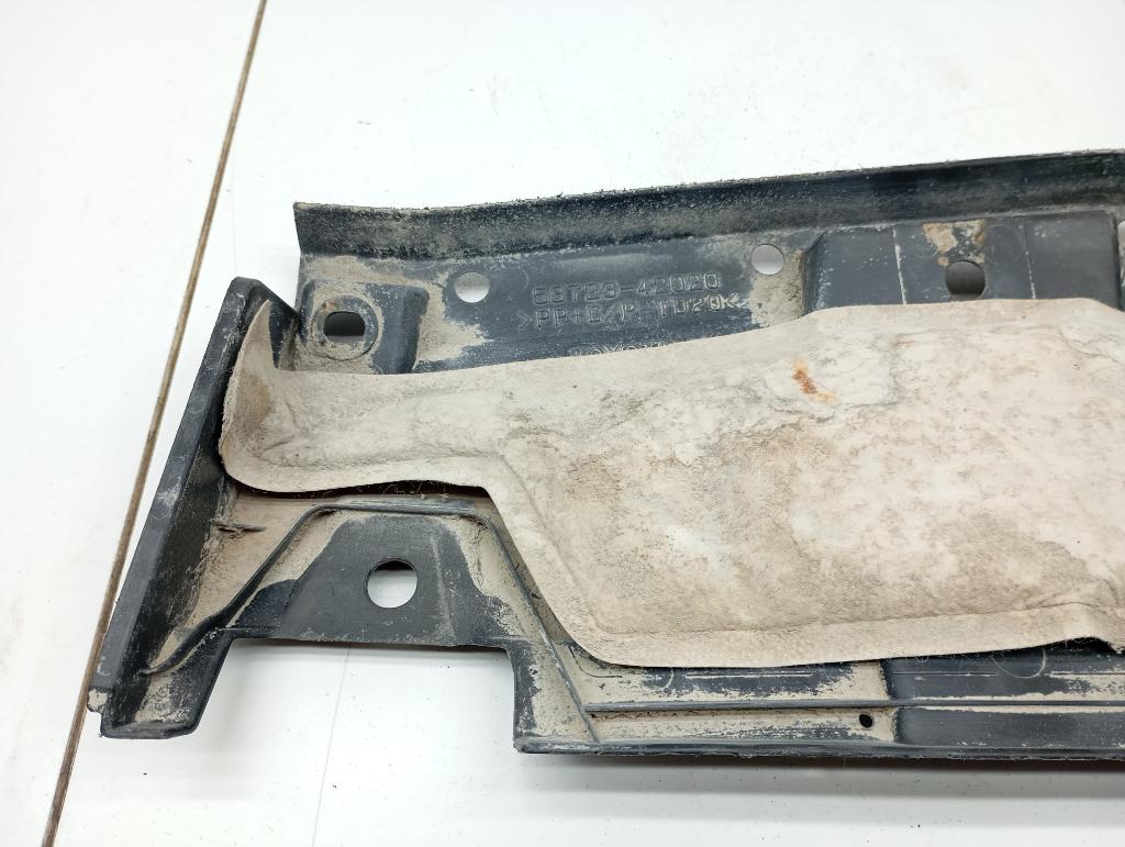 Пыльник заднего бампера правый, 1500 рублей, Пермь