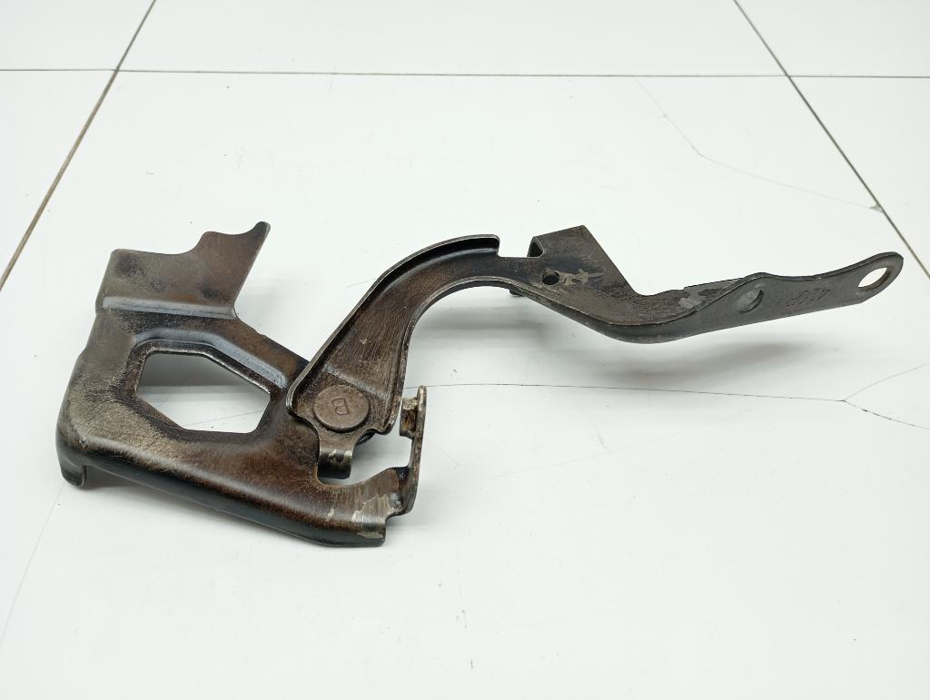 Петля капота правая, 2000 рублей, Пермь