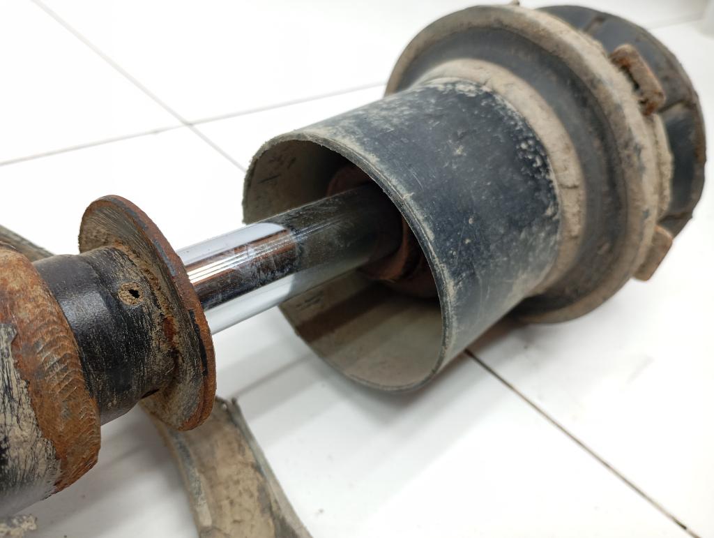 Амортизатор передний левый, 2500 рублей, Пермь