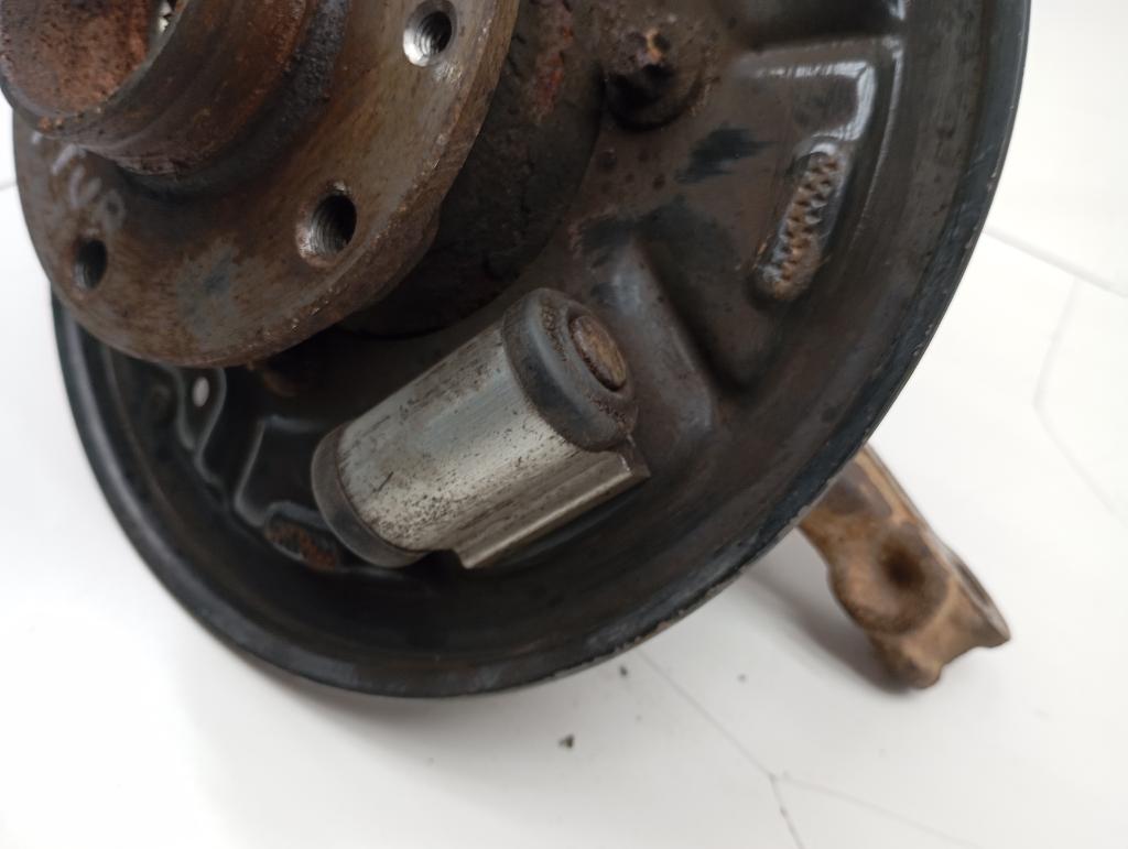 Кулак поворотный задний правый, 6000 рублей, Пермь