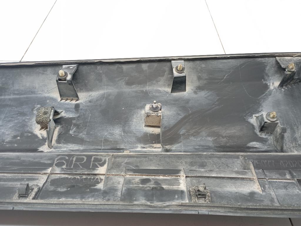 Накладка двери задней правой, 1500 рублей, Пермь