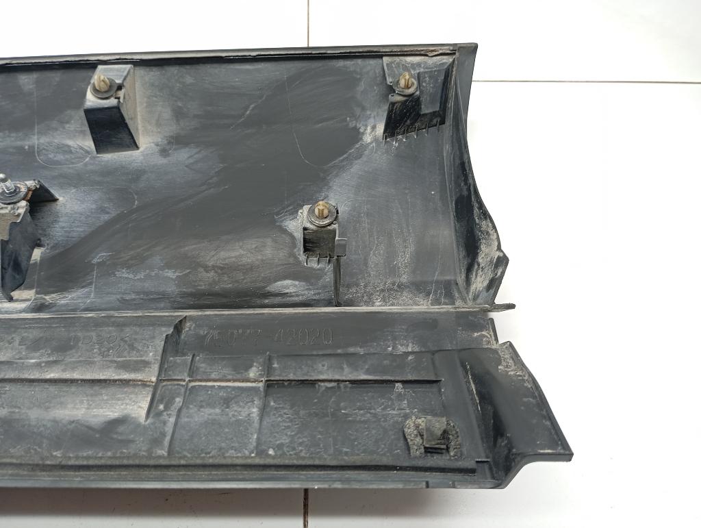 Накладка двери задней правой, 1500 рублей, Пермь