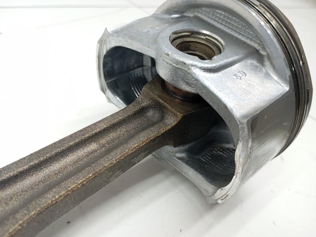 Поршень с шатуном, 3000 рублей, Пермь