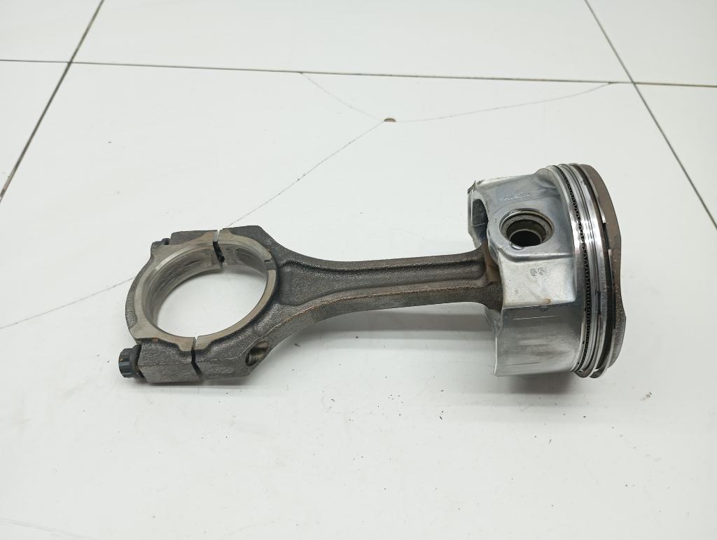 Поршень с шатуном, 3000 рублей, Пермь