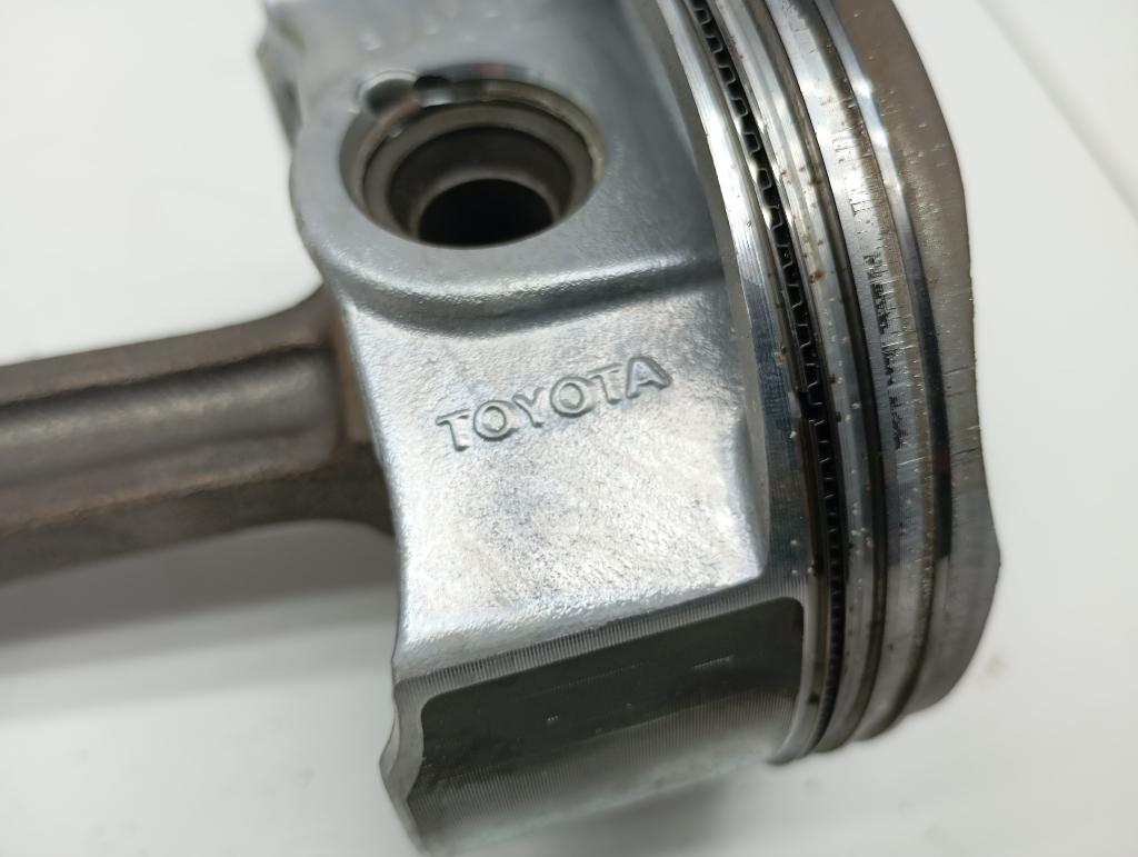 Поршень с шатуном, 3000 рублей, Пермь